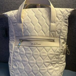 *NWT* Cream Quilted Women's Bag